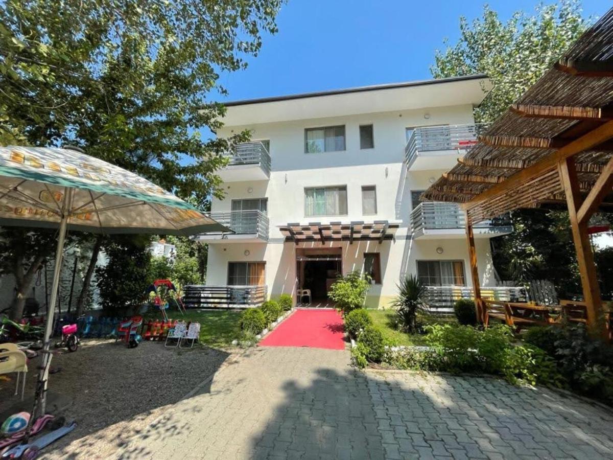 Aparthotel Vila Tufi Velipojë エクステリア 写真
