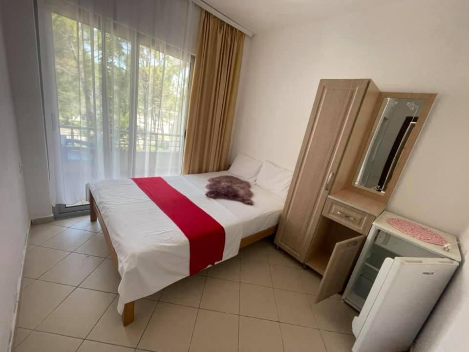 Aparthotel Vila Tufi Velipojë エクステリア 写真