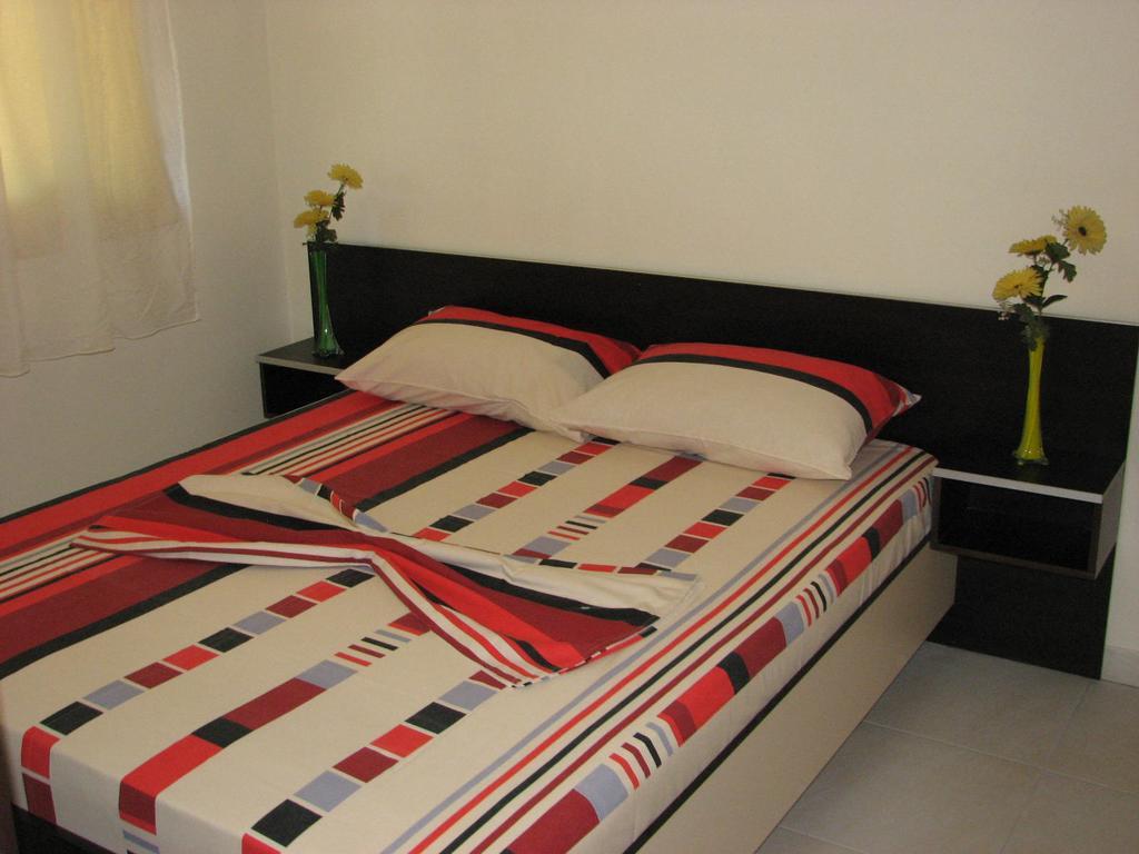 Aparthotel Vila Tufi Velipojë 部屋 写真