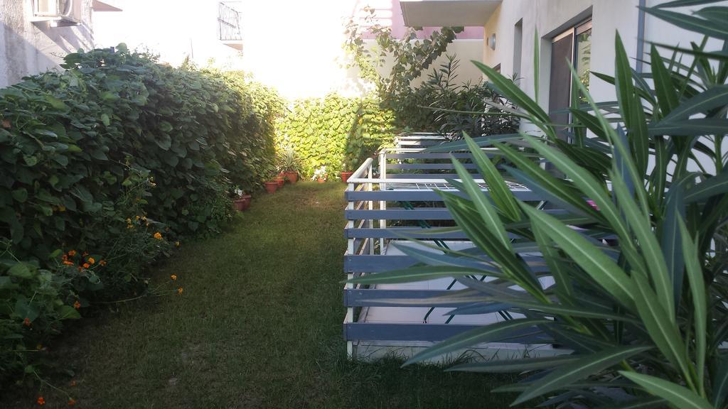 Aparthotel Vila Tufi Velipojë 部屋 写真