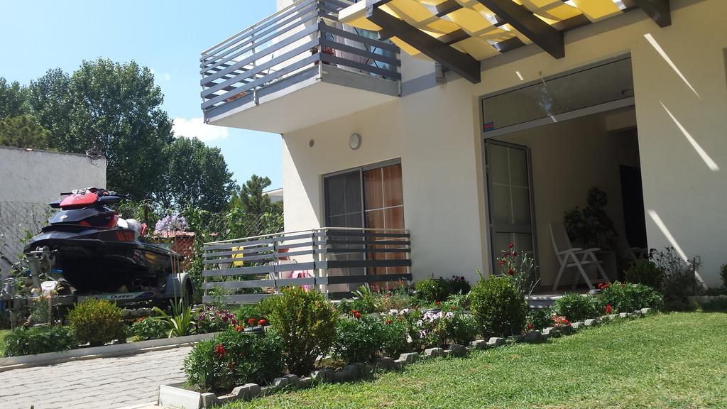 Aparthotel Vila Tufi Velipojë 部屋 写真