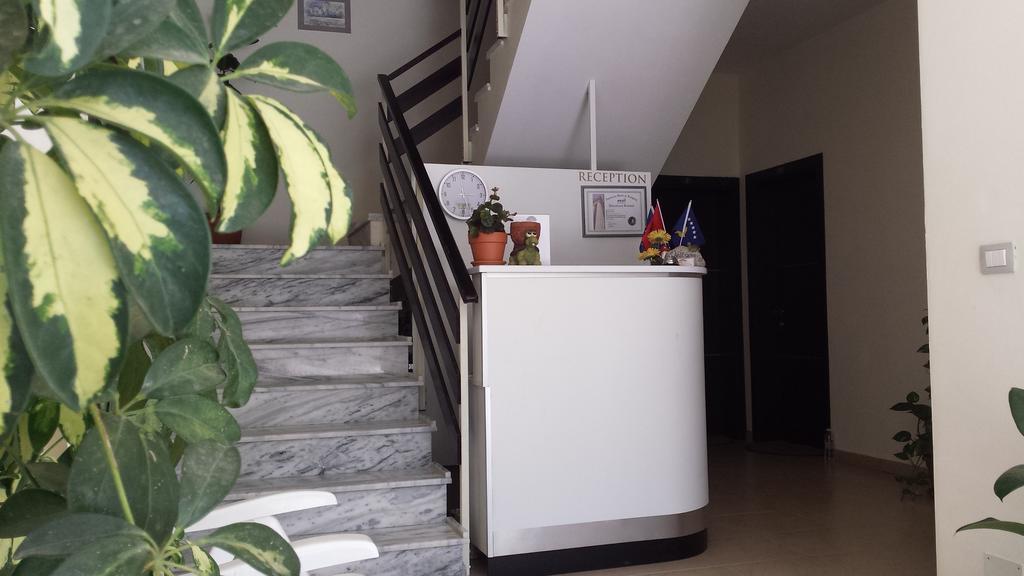 Aparthotel Vila Tufi Velipojë エクステリア 写真