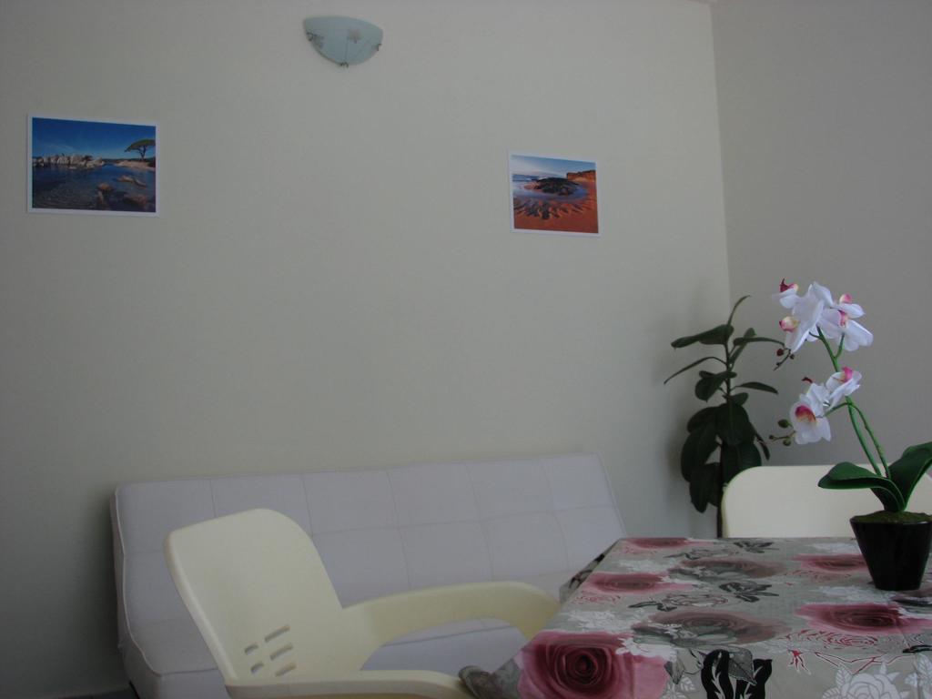 Aparthotel Vila Tufi Velipojë エクステリア 写真