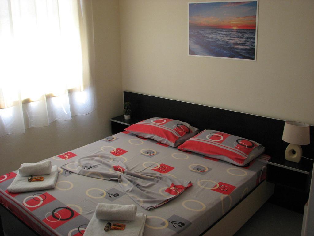 Aparthotel Vila Tufi Velipojë エクステリア 写真