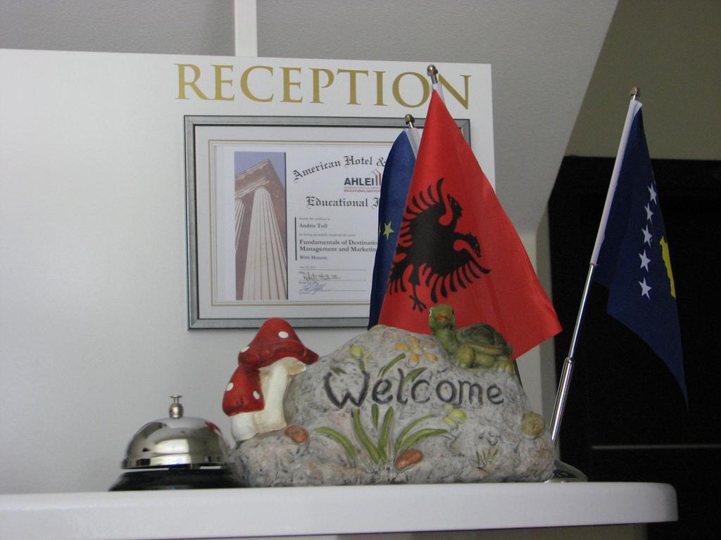 Aparthotel Vila Tufi Velipojë エクステリア 写真